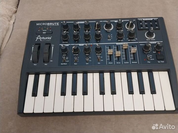 Arturia Microbrute