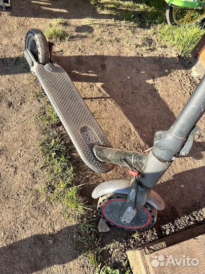 Электросамокат на запчасти