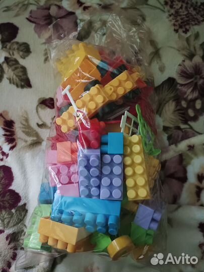 Конструктор лего