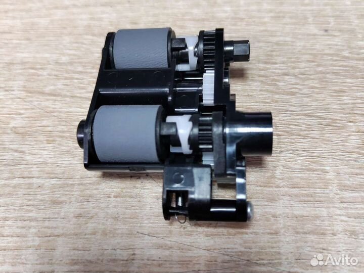 Узел захвата ADF CE538-60137 для HP M1536