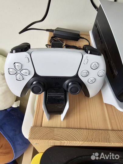 Sony playstation 5 + подписка Deluxe