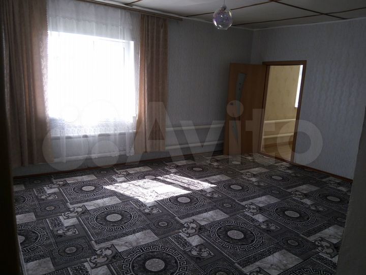 Дом 200 м² на участке 15 сот.