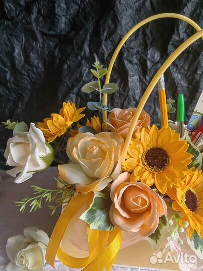 Буке из мыльных цветов на 1сентября