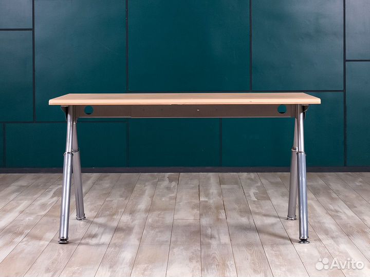 Прямой компьютерный стол Феликс