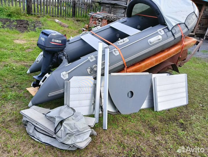 Продам лодку с мотором