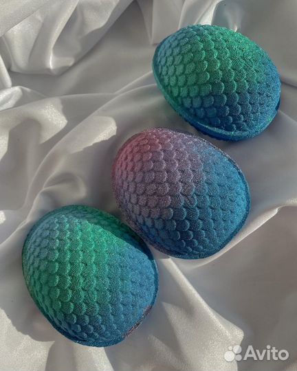 Бомбочка с игрушкой внутри