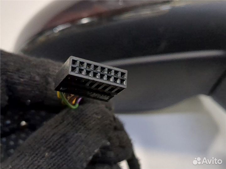 Зеркало боковое Volkswagen Touareg, 2011