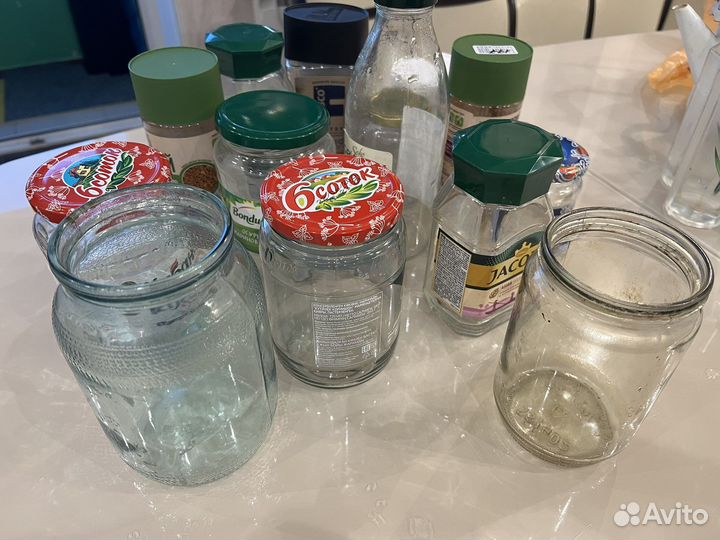 Отдам банки