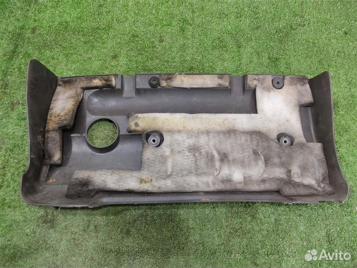 Крышка двигателя Toyota Avensis T25 2004