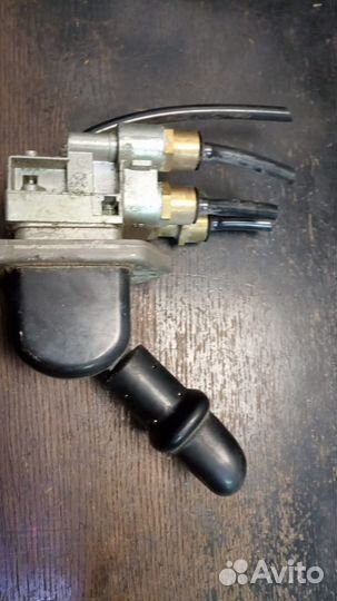 Кран ручного тормоза renault