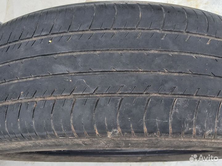 Yokohama dB Decibel E70 215/55 R17