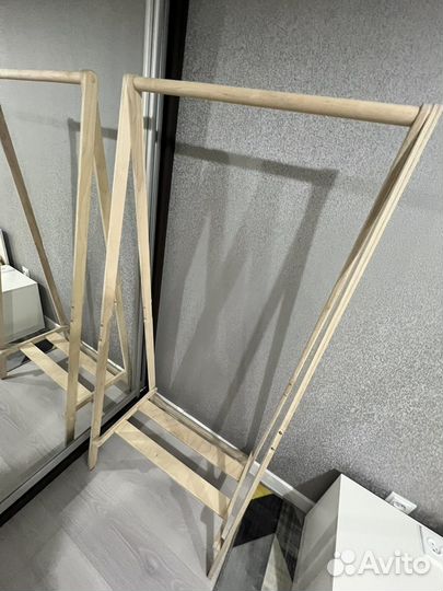 Вешалка напольная