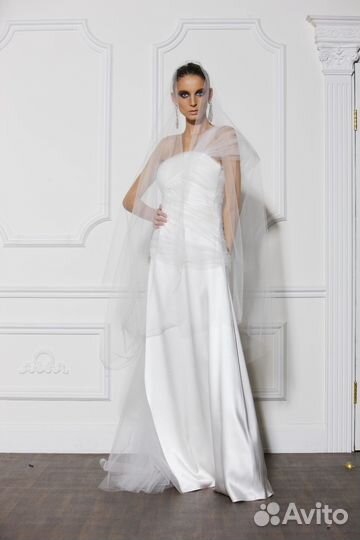 Платье свадебное