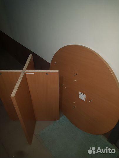 Стол круглый