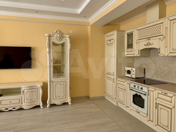 3-к. квартира, 102 м², 3/5 эт.