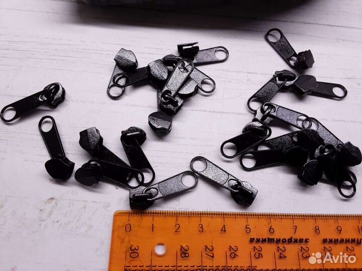 Бегунок для молнии обычной