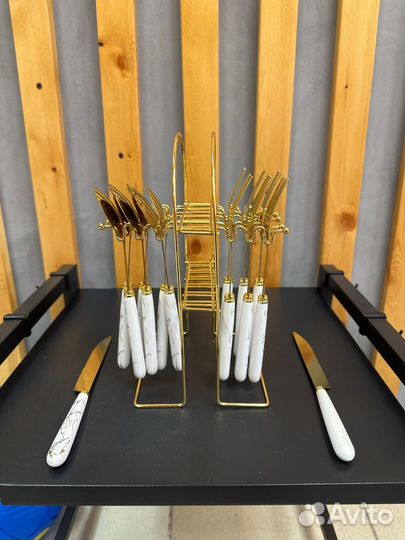 Набор кухонных ножей ложек