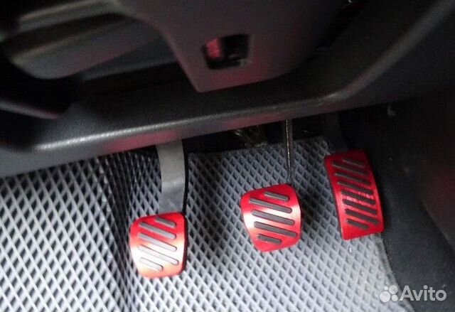 Накладки на педали Веста мт 2016+ (Красные)