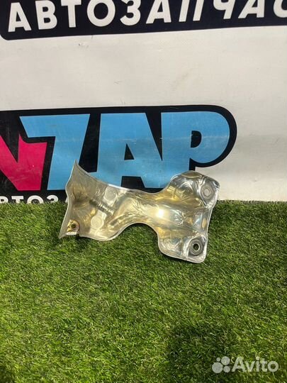 Защита (экран) выпускного коллектора Ford Mustang