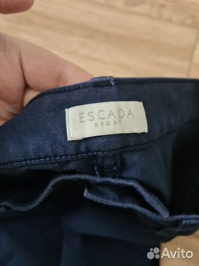 Джинсы женские Escada