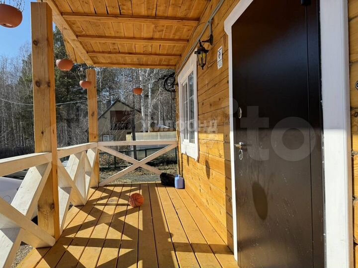 Дом 63 м² на участке 6 сот.