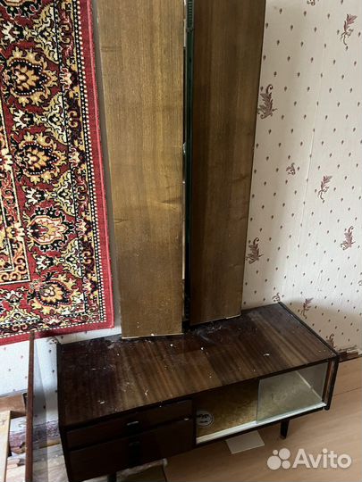 Трильяж с зеркалом