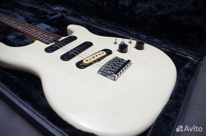 Электрогитара Yamaha SC-700. Japan