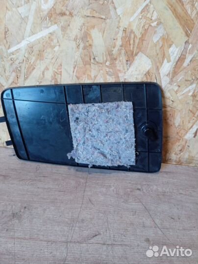 Крышка обшивки багажника Citroen C-Crosser