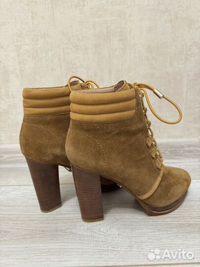 Ботильоны uterque