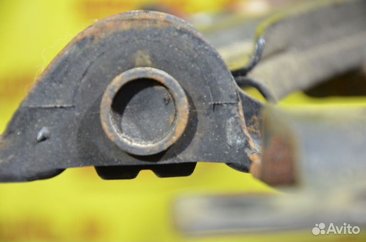 Рычаг левый передний Fiat Doblo 223