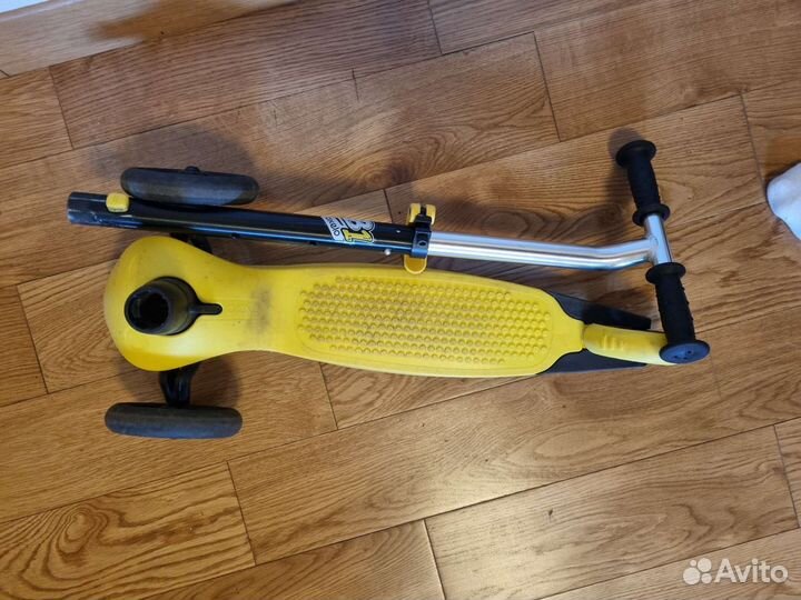 Самокат oxelo трехколесный