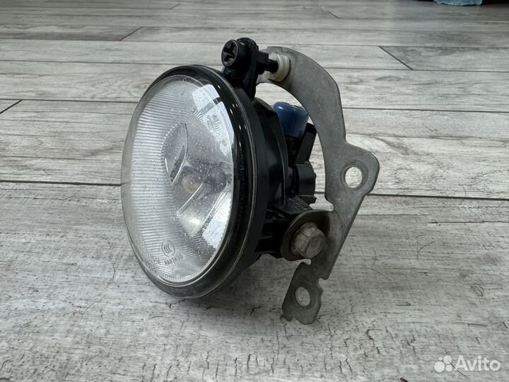 Фара противотуманная Mitsubisi Outlander 3
