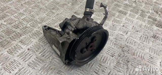 Насос гидроусилителя руля BMW 3 E90/E91/E92/E93