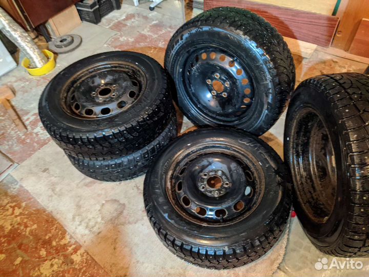 Колёса (диски) R15 на Ford. + запаска R16