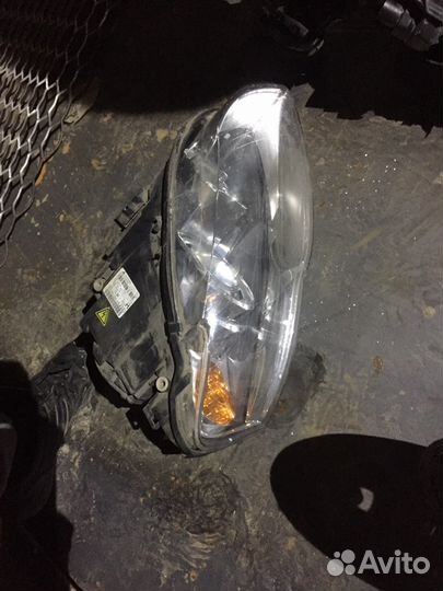 Фара Audi A4 2008 правая 8E0941004