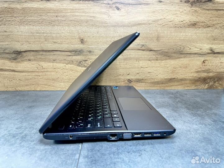 Ноутбук asus SSD 120gb RAM 4gb Intel Celeron