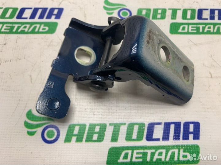 Петля двери задняя правая Peugeot 308 хетчбек