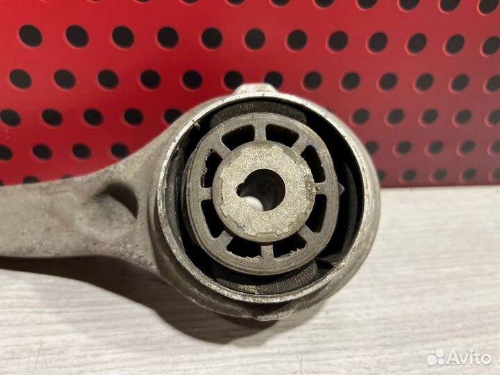 Рычаг передний правый Mercedes-Benz C-Class W205