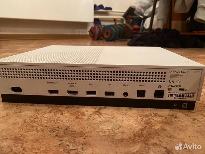 Xbox one s 1tb с играми