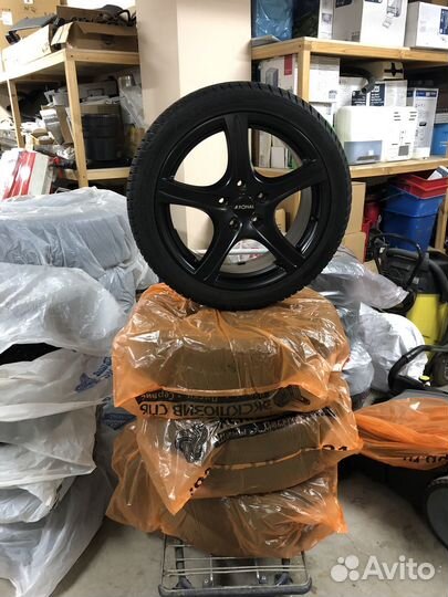 Комплект зимних колес Hankook/Ronal