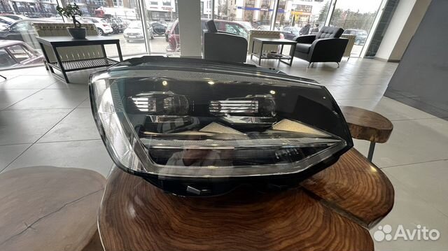 Фары Volkswagen Transporter T6