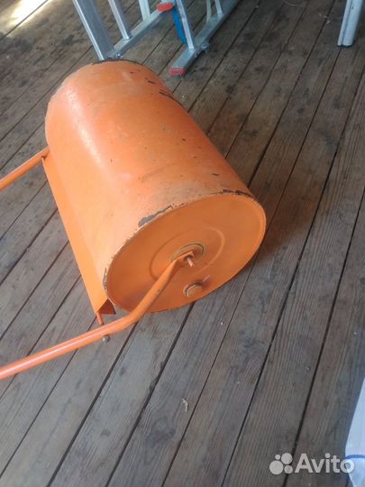 Каток для газона. Сеялка для газона