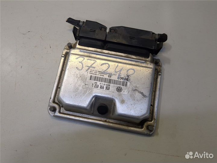 Блок управления двигателем Volkswagen Golf 4, 2001