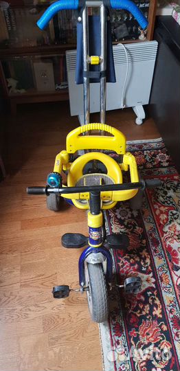 Трехколесный детский велосипед с ручкой б/у