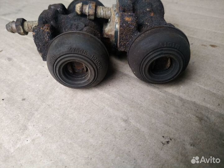 Тормозные цилиндры задние Toyota RAV4 1 (XA 10)