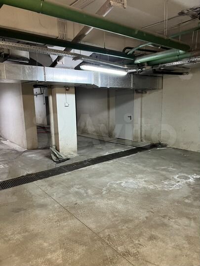 Машиноместо, 18 м²