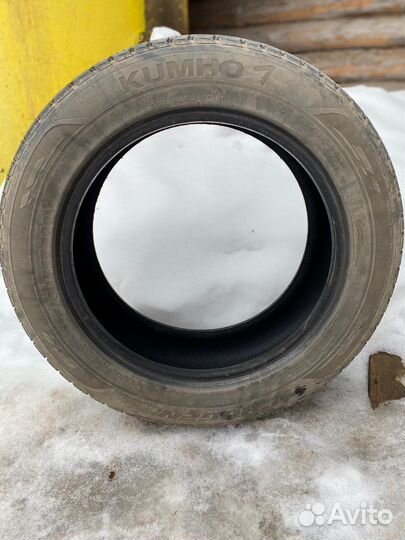 Kumho Crugen HP71 2.25/60 R17