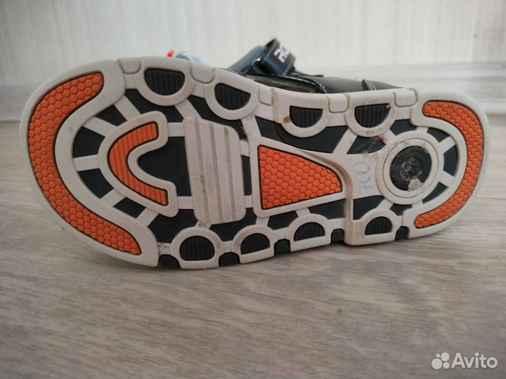 Сандалии детские для мальчиков 27