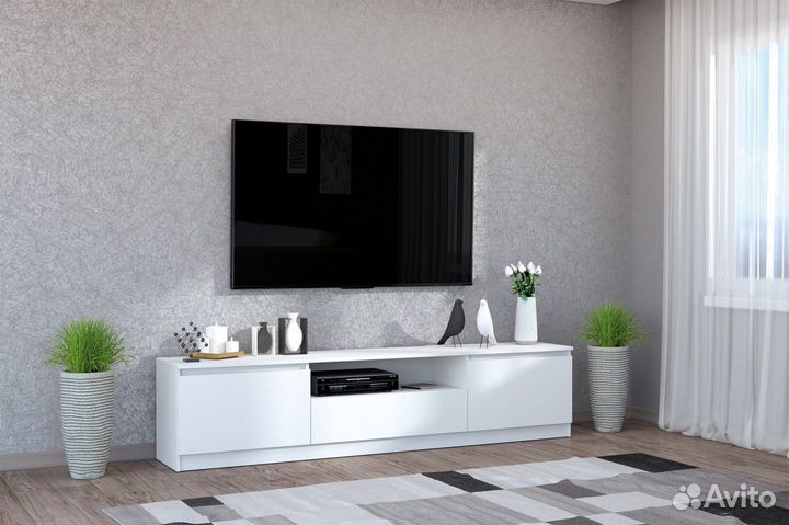 Тумба под Тв Хилтон