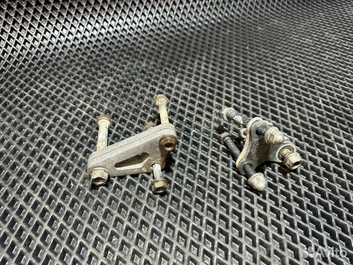 Крепления двигателя Honda XR 250 R MD30 03-07